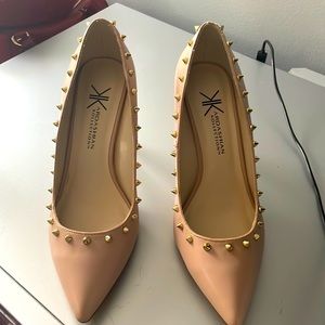 Rose Pink Pumps With Gold Spikes